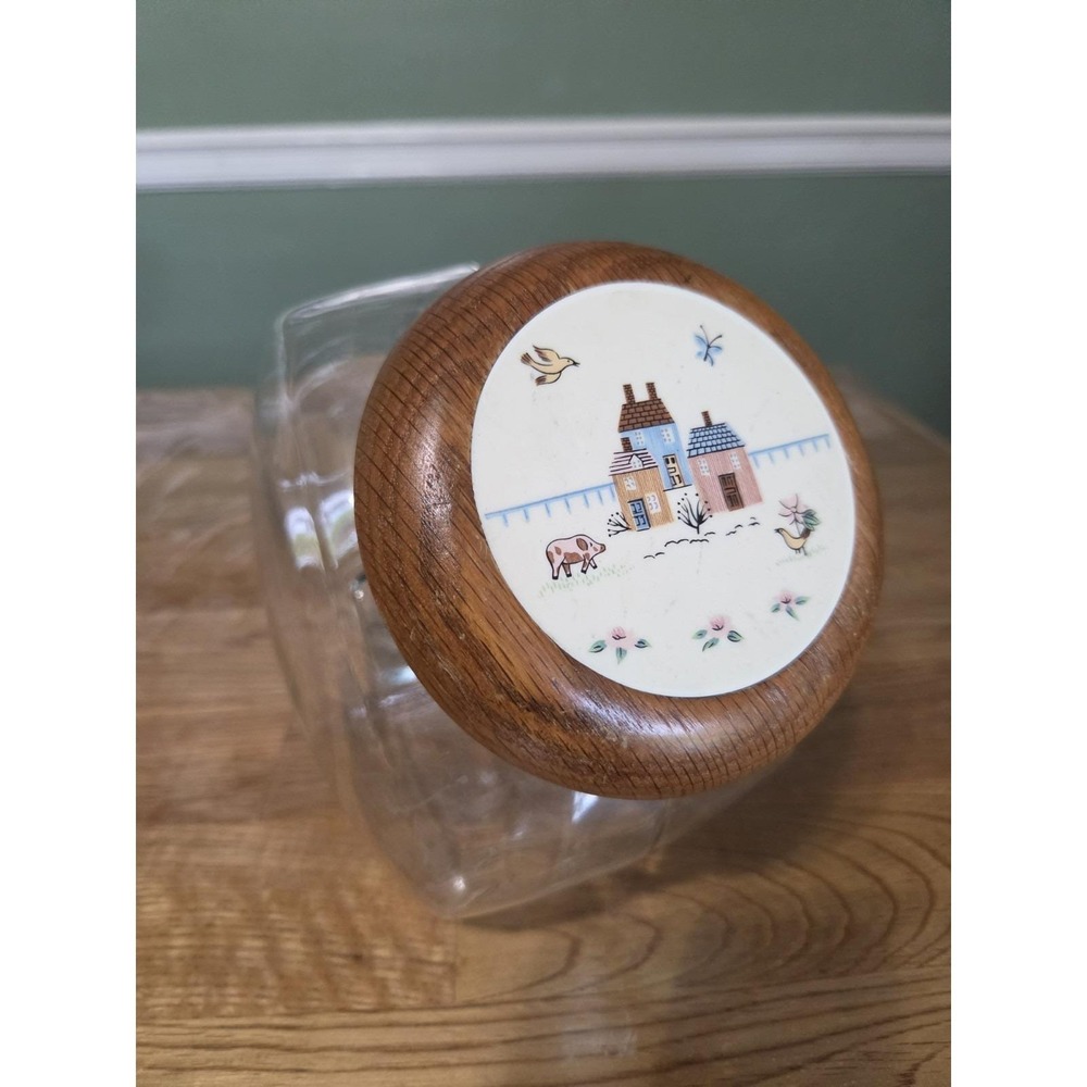 Vintage Heartland by international Farm Scene Canister and Wood Lid Cookie...